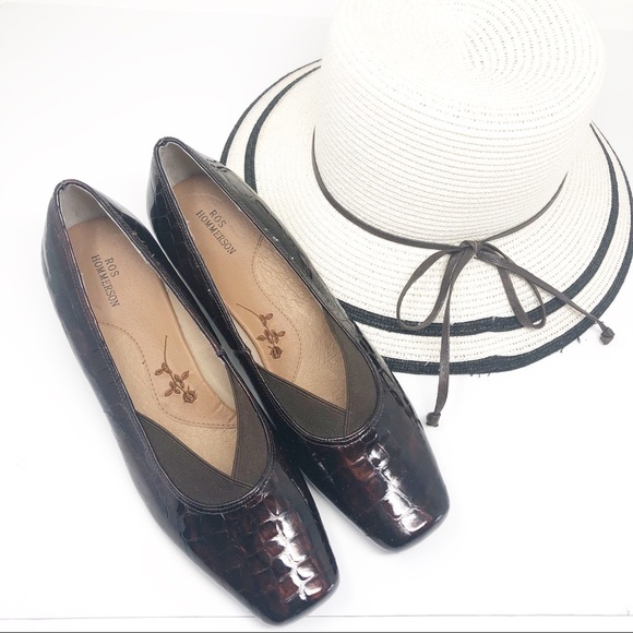 Ros Hommerson | Women’s Block Heel Pumps - Picture 8 of 8